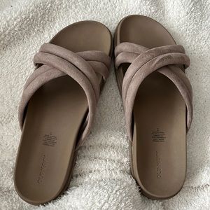 Old Navy Sandals